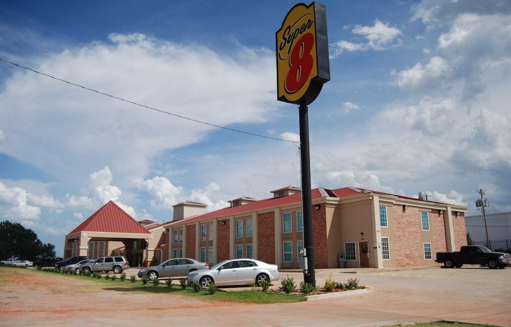 Super 8 by Wyndham Oklahoma City Bagian luar foto
