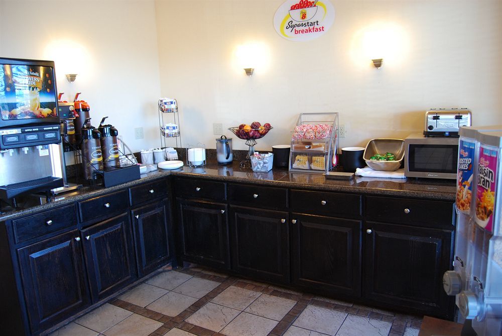 Super 8 by Wyndham Oklahoma City Bagian luar foto
