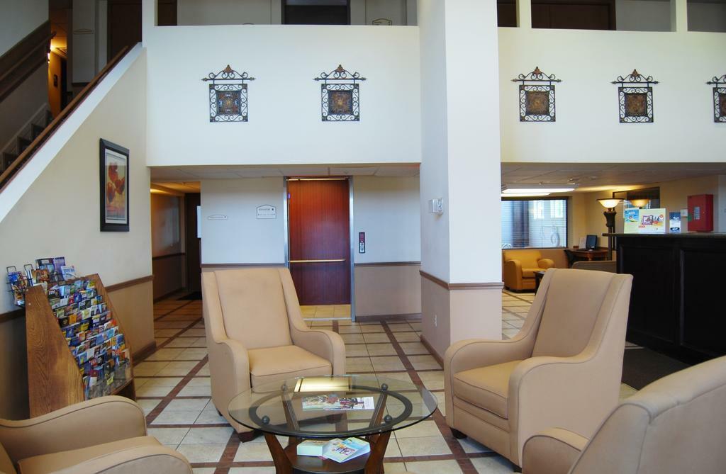 Super 8 by Wyndham Oklahoma City Bagian luar foto